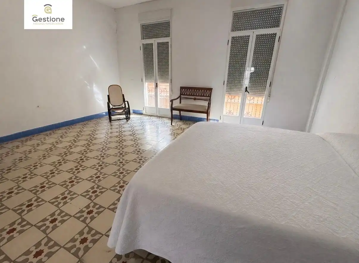 Schlafzimmer von Einfamilien-Reihenhaus zum Verkauf in Burriana / Borriana mit Balkon