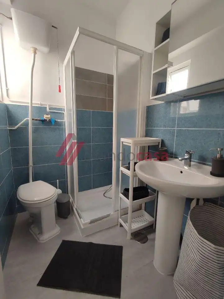 Bathroom of Flat for rent in Ferrol  with Heating and Furnished