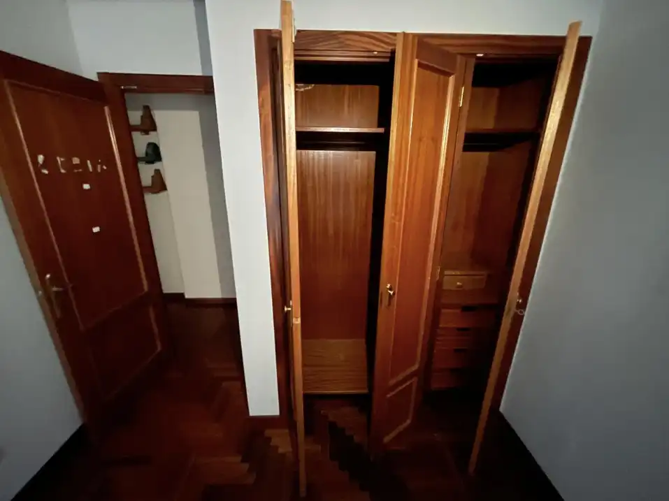 Habitación de Piso en venta en Vigo  con Terraza