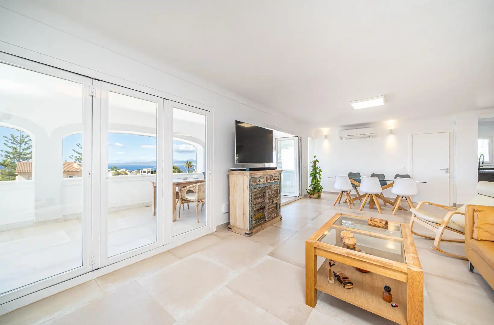 Living room of Houses for rent in Llucmajor  with Air Conditioner, Private garden and Terrace