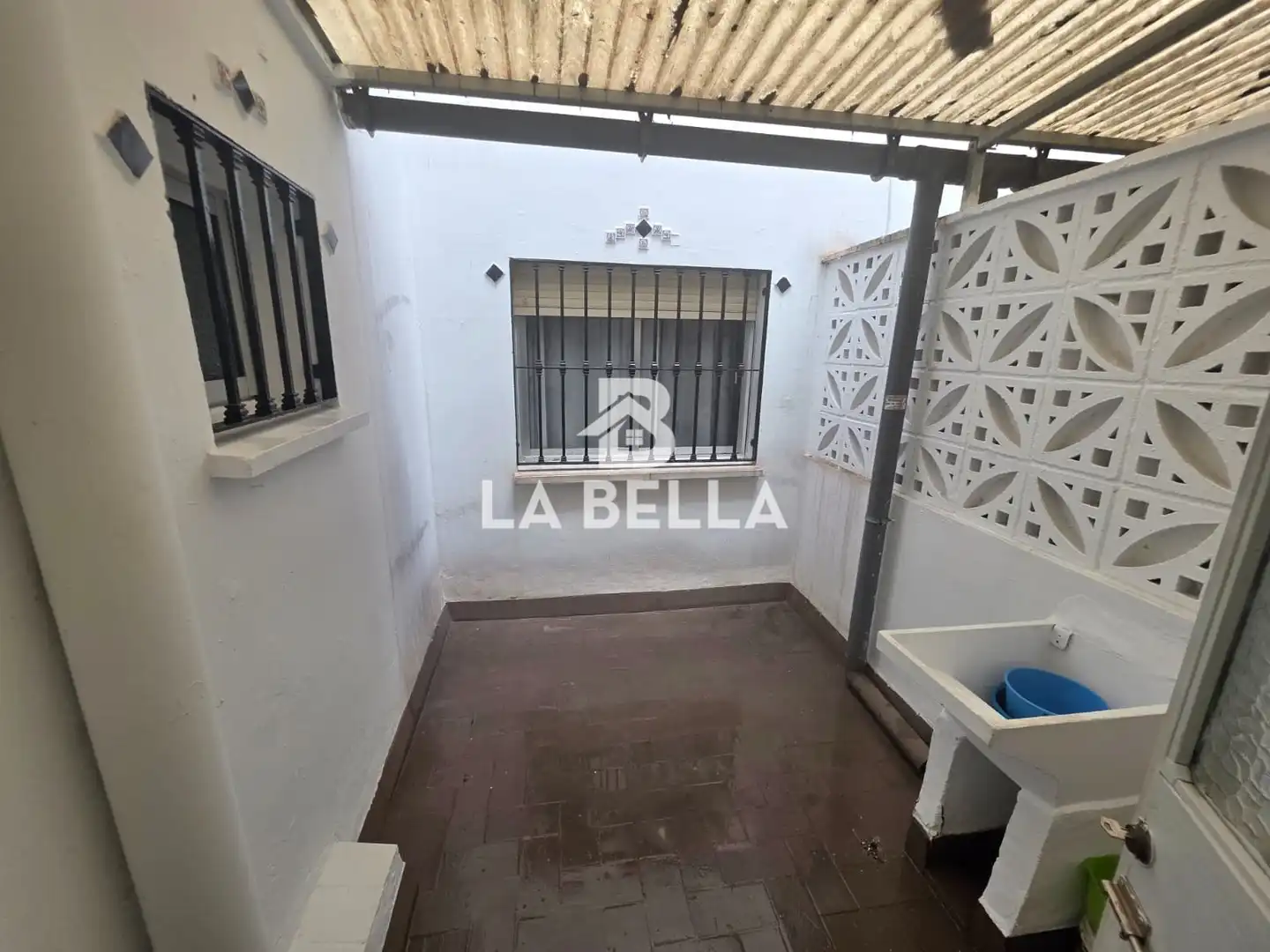 Piso en venta en Sevilla con Aire acondicionado, Amueblado y Balcón