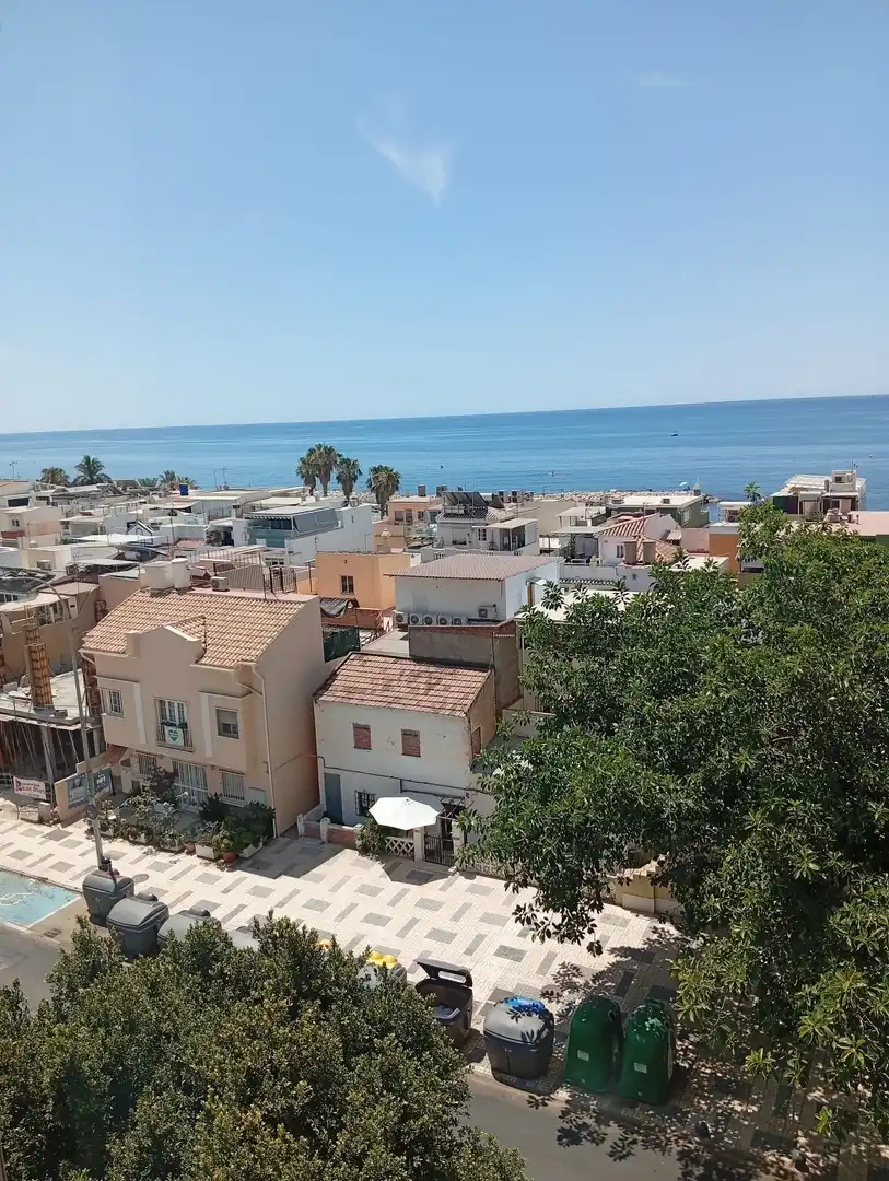 Exterior view of Flat for rent in Málaga  with Air Conditioner, Terrace and Furnished