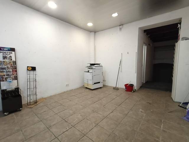 Local comercial en Alquiler en Centre Vila