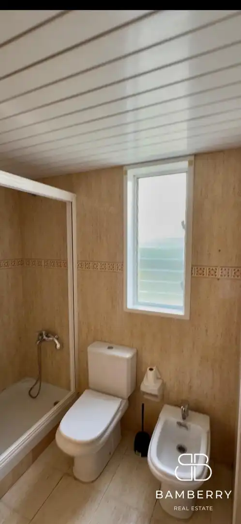 Bathroom of Flat for sale in Castelldefels  with Parquet flooring and Community pool