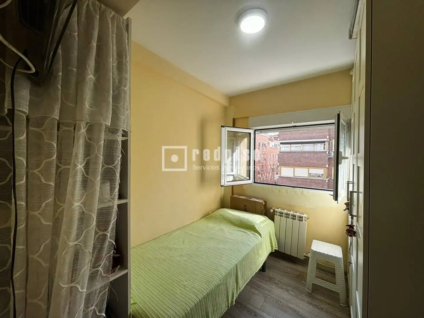 Habitación de Piso en venta en Madrid con Calefacción y Terraza