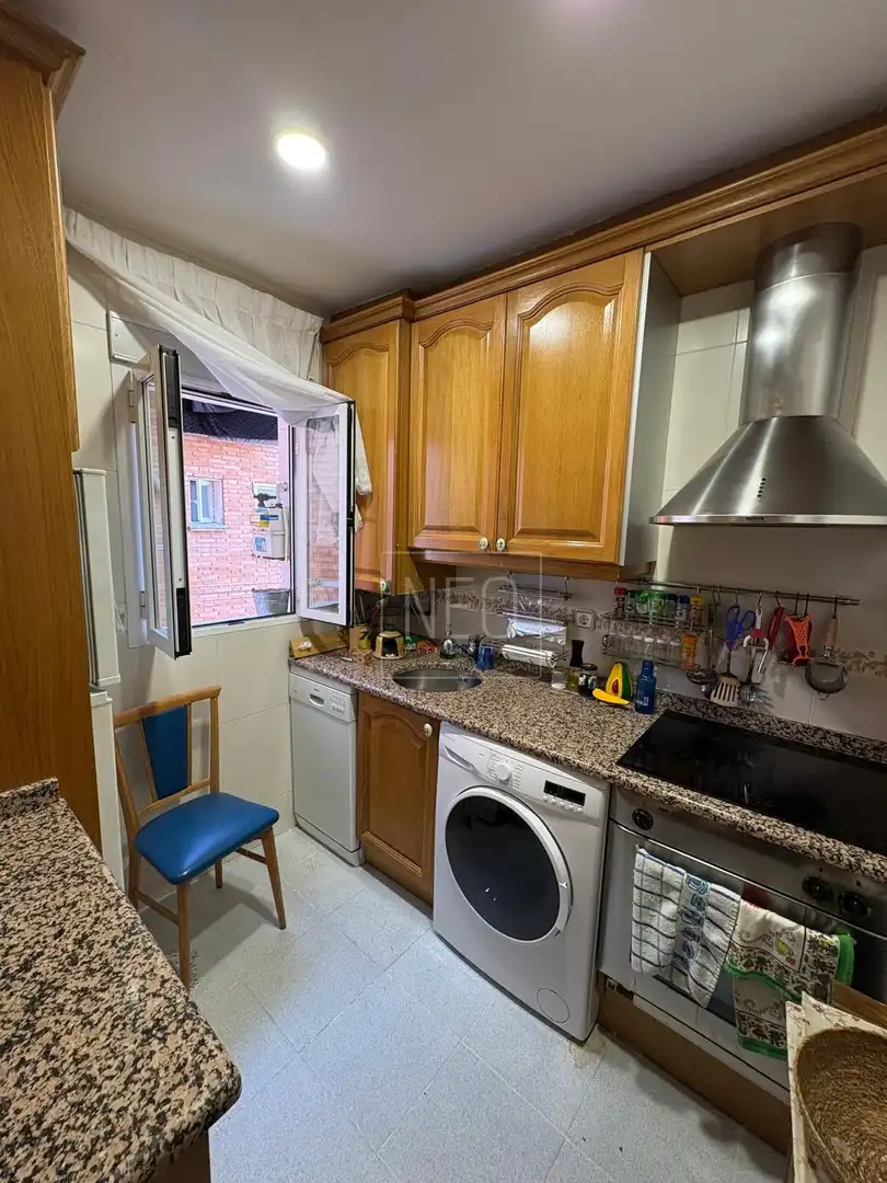Kitchen of Flat for sale in Madrid  with Air Conditioner, Heating and Parquet flooring