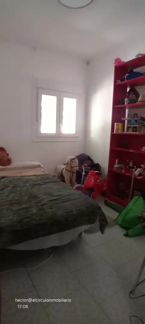 Piso en venta en Calle de Eugenia Bueso, Las Fuentes