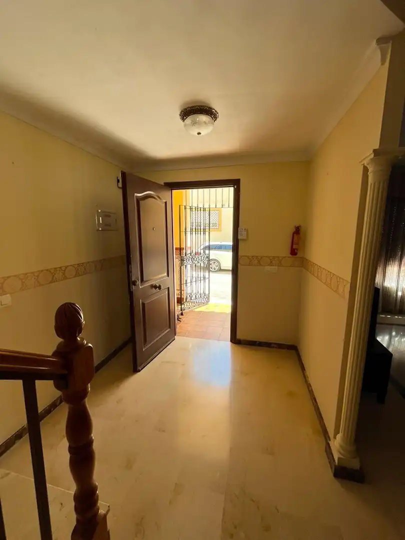 Casa adosada de lloguer en Málaga amb Aire condicionat, Terrassa i Moblat