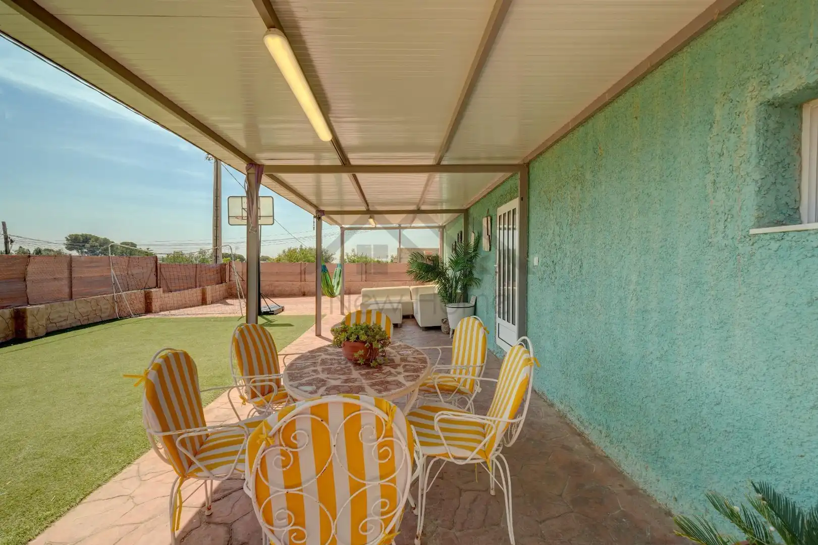 Terrace of Houses for sale in La Pobla de Vallbona  with Air Conditioner, Heating and Private garden