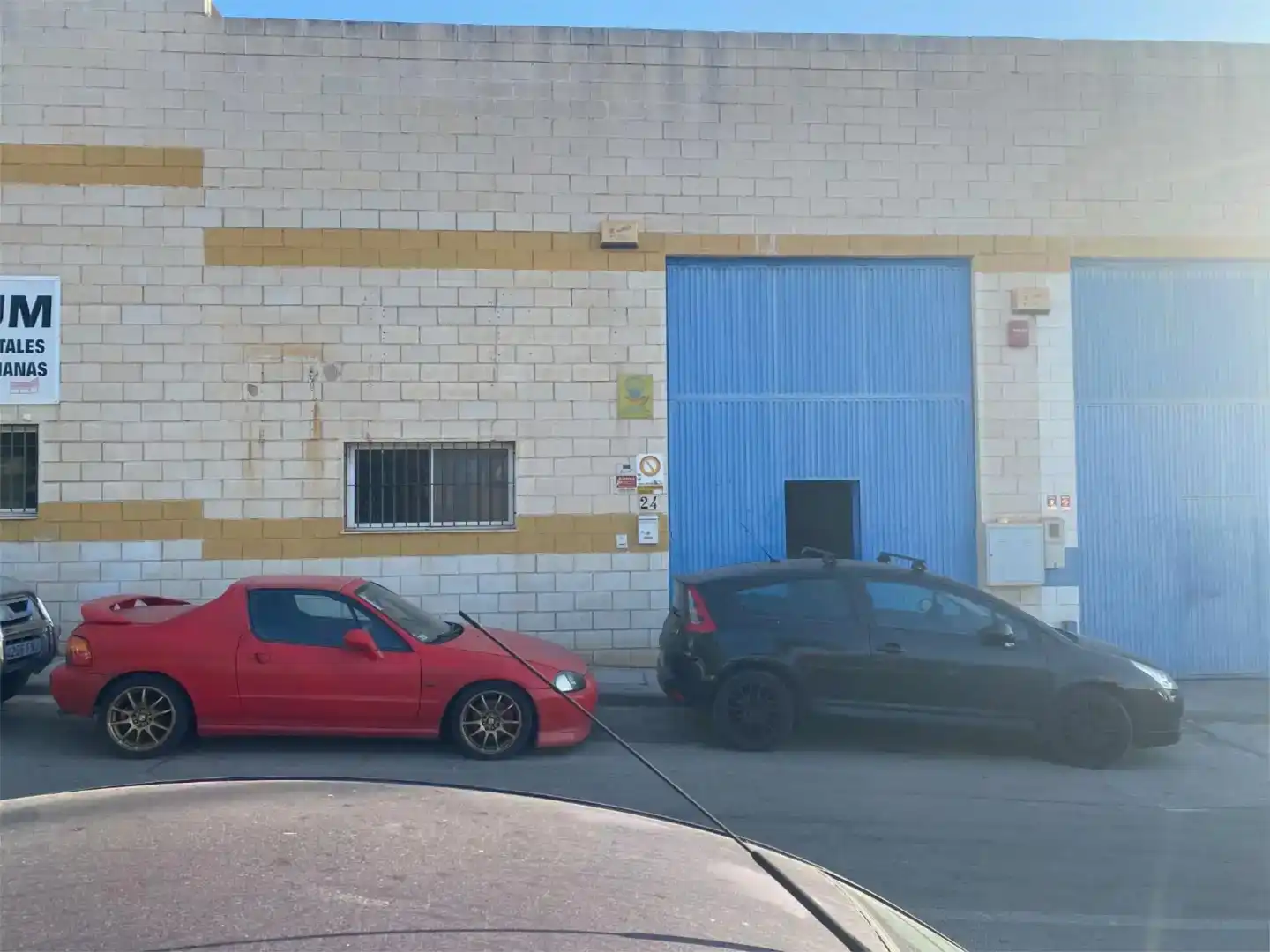Parkplatz von Fabrikhallen zur Miete in Torremolinos