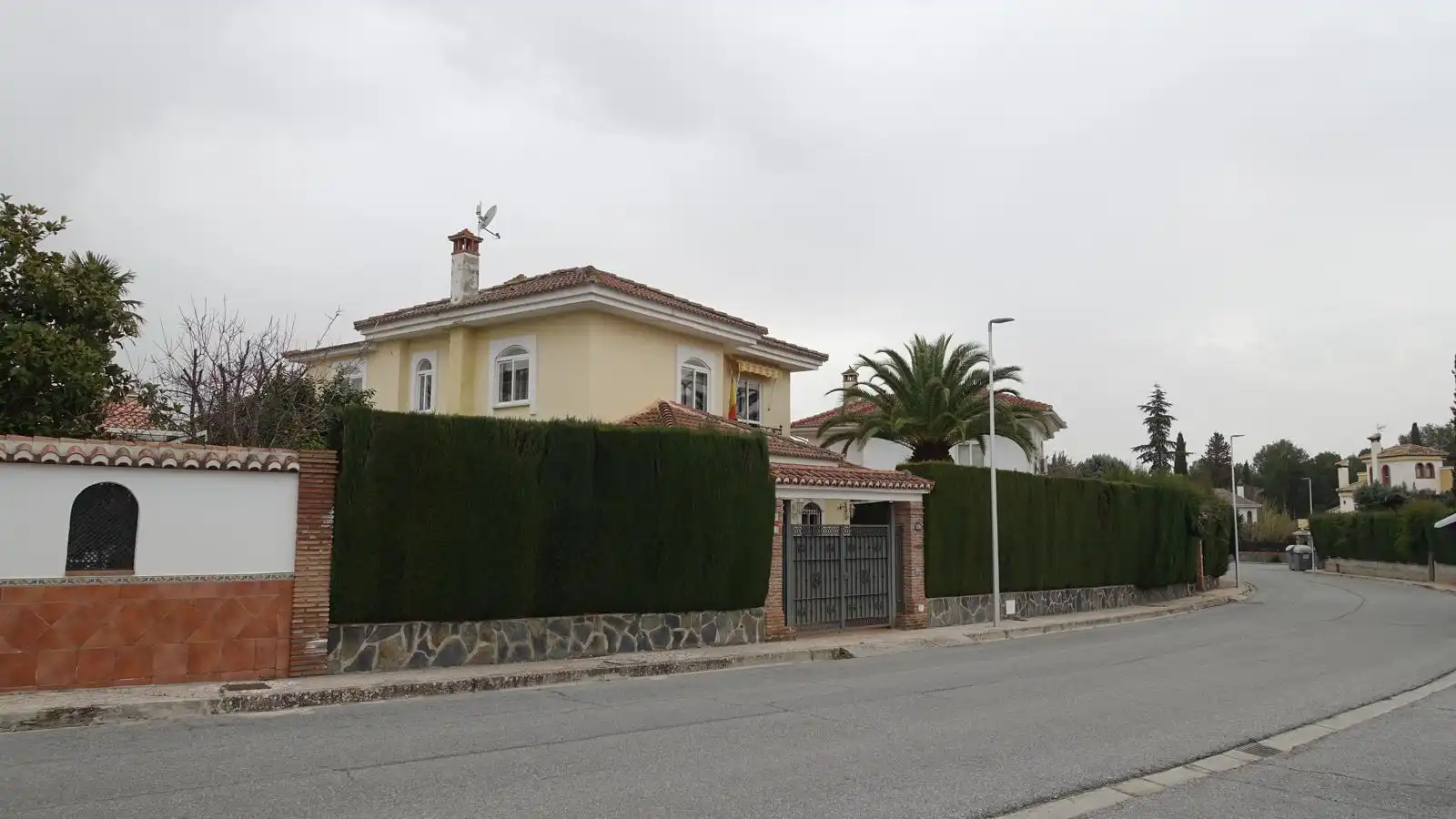 Vista exterior de Casa o chalet en venta en Albolote con Aire acondicionado, Calefacción y Piscina