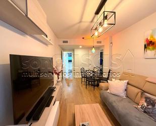 Living room of Flat to rent in  Madrid Capital  with Air Conditioner, Heating and Storage room