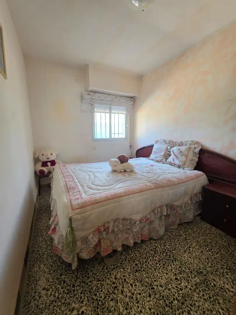 Dormitori de Casa o xalet en venda en Llíria amb Aire condicionat, Jardí privat i Terrassa