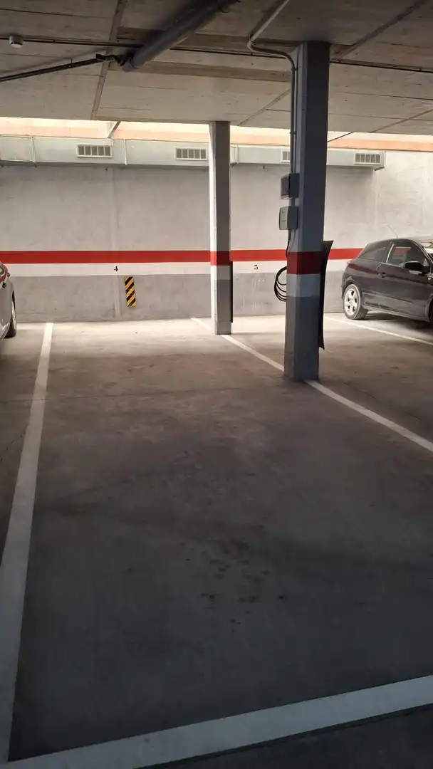 Individual de lloguer a Calle del Baix de Sant Pere, imagen 6