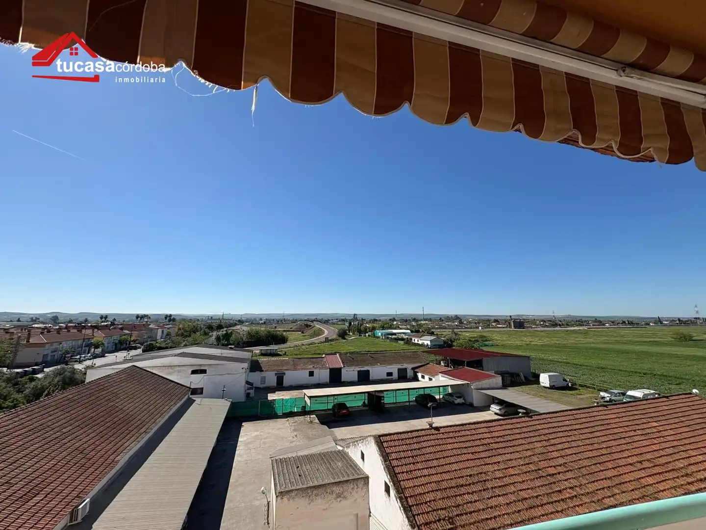 Vista exterior de Pis en venda en Córdoba amb Aire condicionat i Terrassa