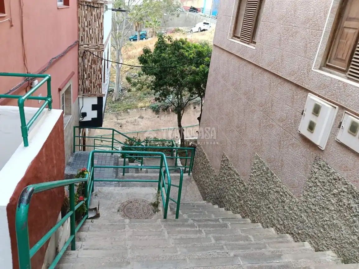 Vista exterior de Residencial en venda en Las Palmas de Gran Canaria