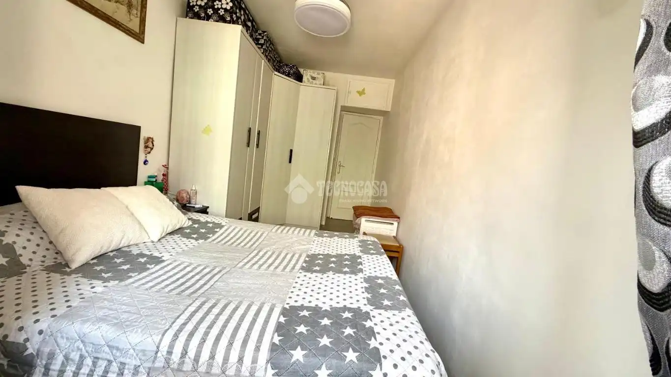 Habitación de Piso en venta en Madrid