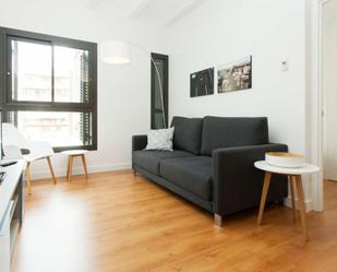 Sala d'estar de Apartament de lloguer en  Barcelona Capital amb Aire condicionat, Calefacció i Moblat
