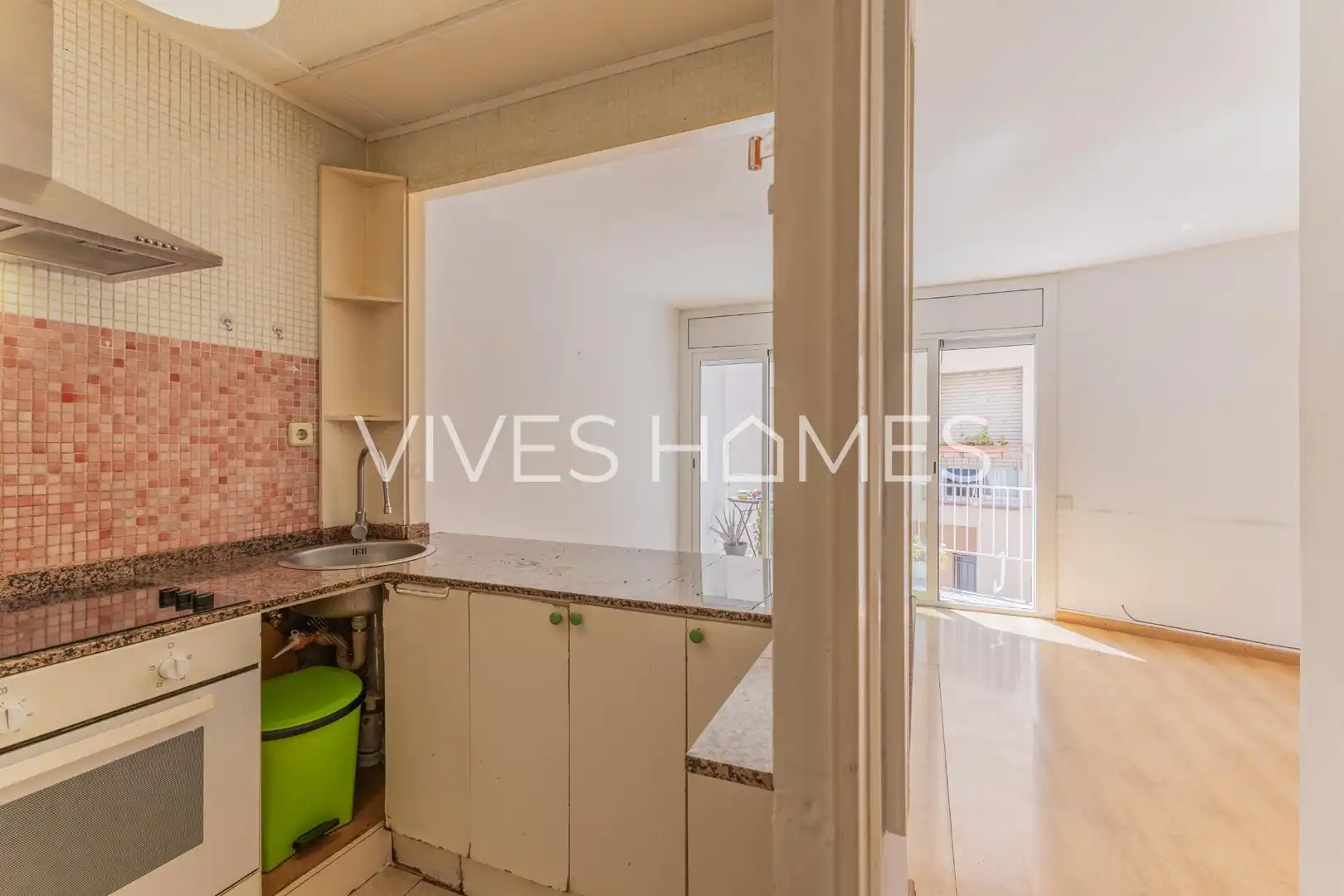 Kitchen of Flat for sale in Caldes d'Estrac  with Balcony