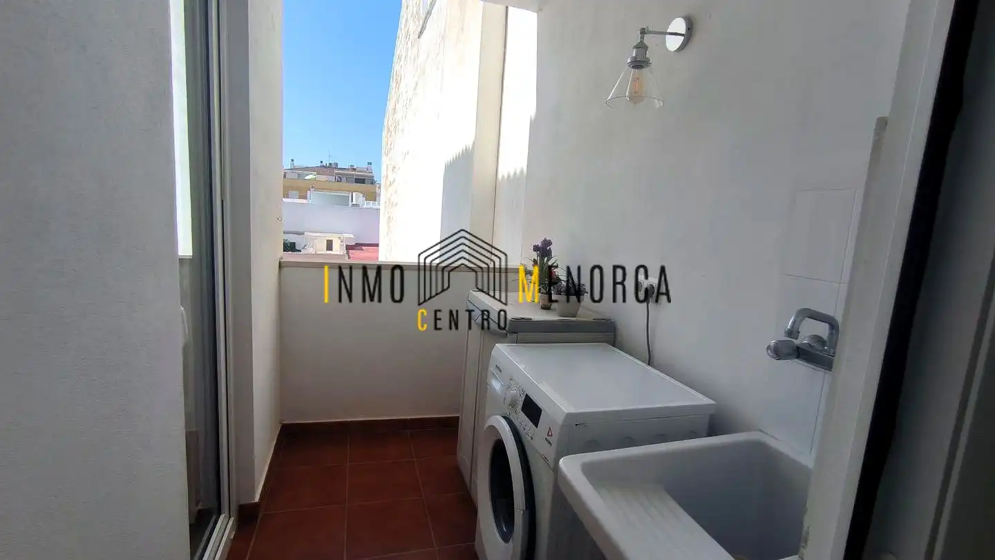 Vista exterior de Pis en venda en Ciutadella de Menorca amb Aire condicionat