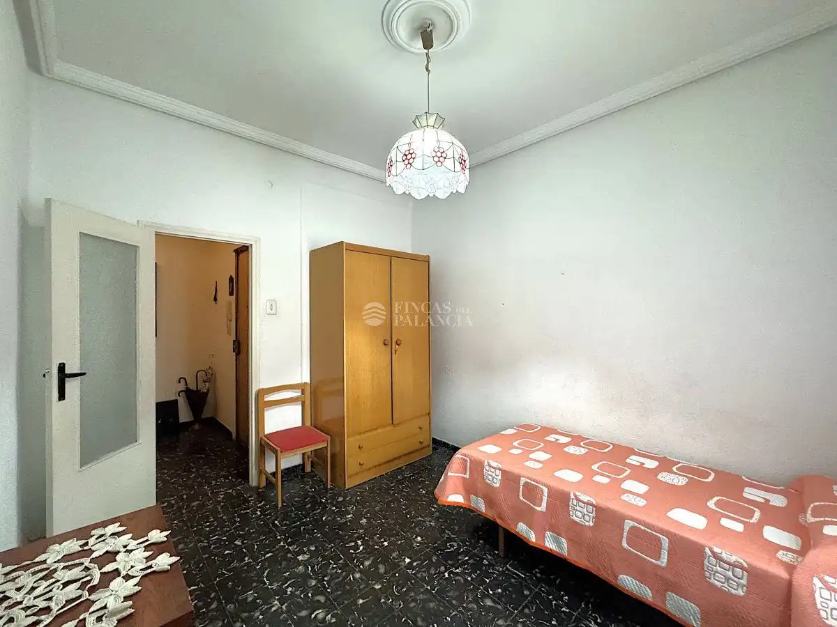 Flat for sale in Valencia  with Balcony