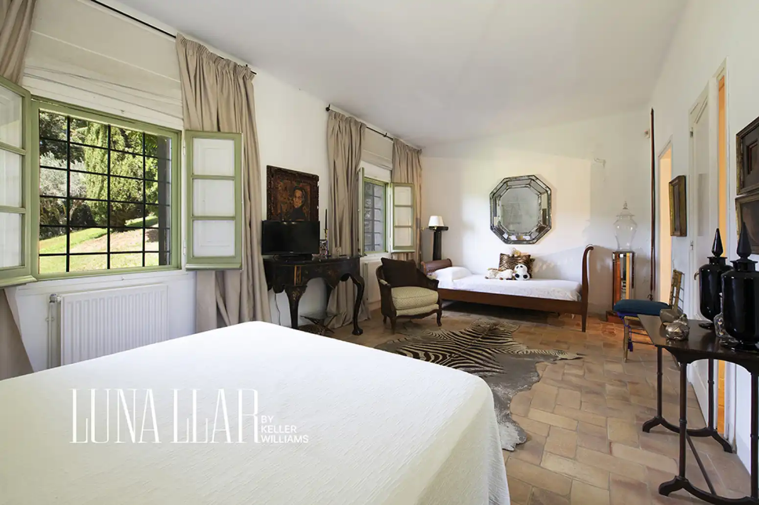 Habitación de Casa o chalet en venta en Pineda de Mar con Jardín privado y Piscina