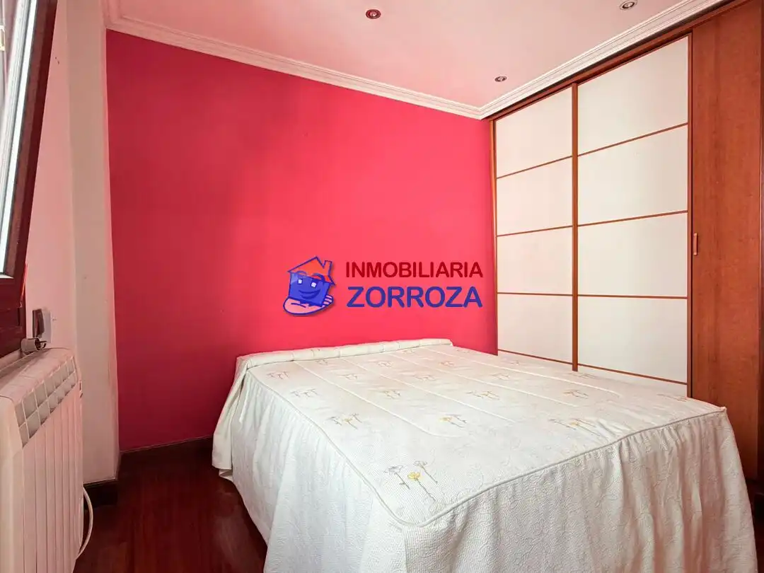 Bedroom of Flat for sale in Bilbao   with Heating and Furnished