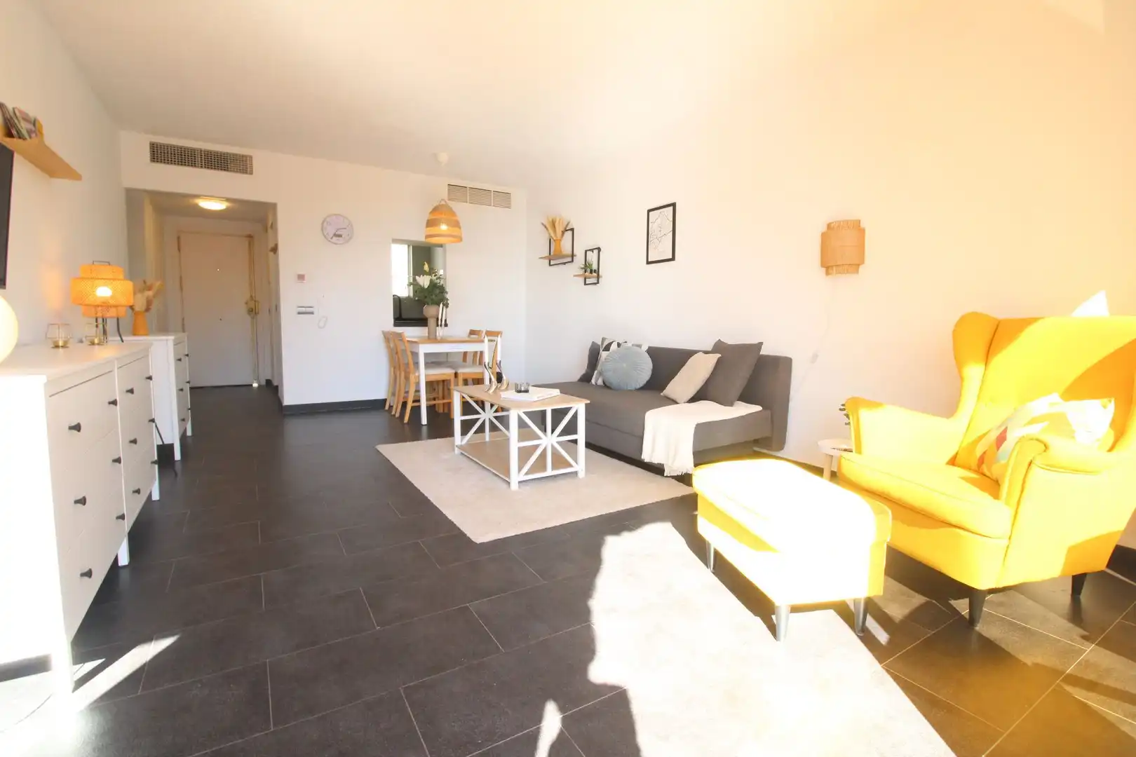 Living room of Flat for rent in Málaga  with Air Conditioner, Heating and Terrace