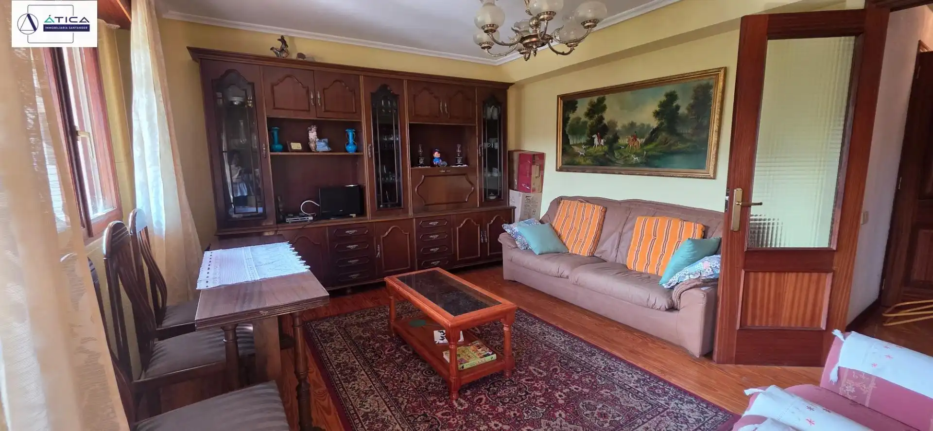 Sala de estar de Finca rústica en venta en Bárcena de Cicero con Jardín privado y Amueblado