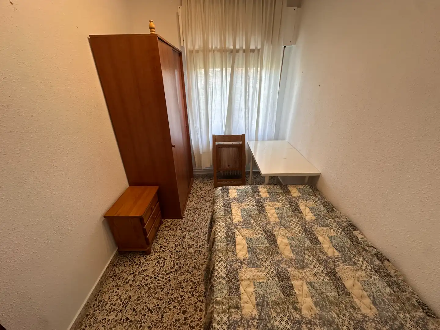 Flat for rent in Avenida de los Alfares, Fuensanta - Universidad