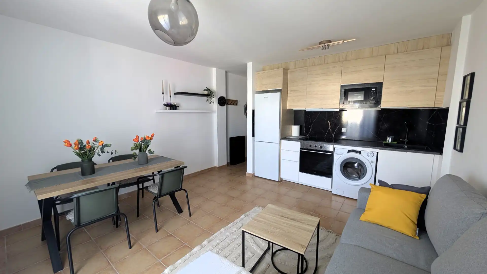 Sala de estar de Apartamento en venta en Antigua con Amueblado, Horno y Lavadora