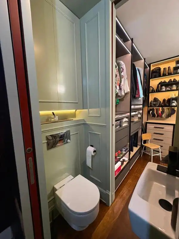 Badezimmer von Maisonette zum Verkauf in Madrid mit Klimaanlage und Heizung