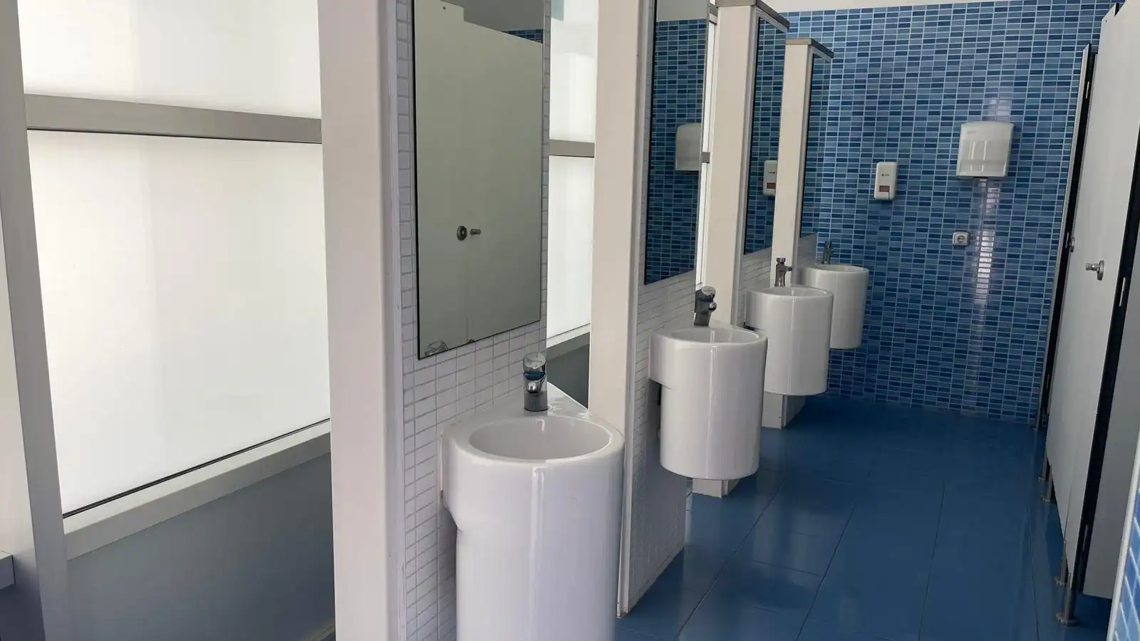 Bany de Apartament de lloguer en Villajoyosa / La Vila Joiosa amb Aire condicionat, Moblat i Balcó