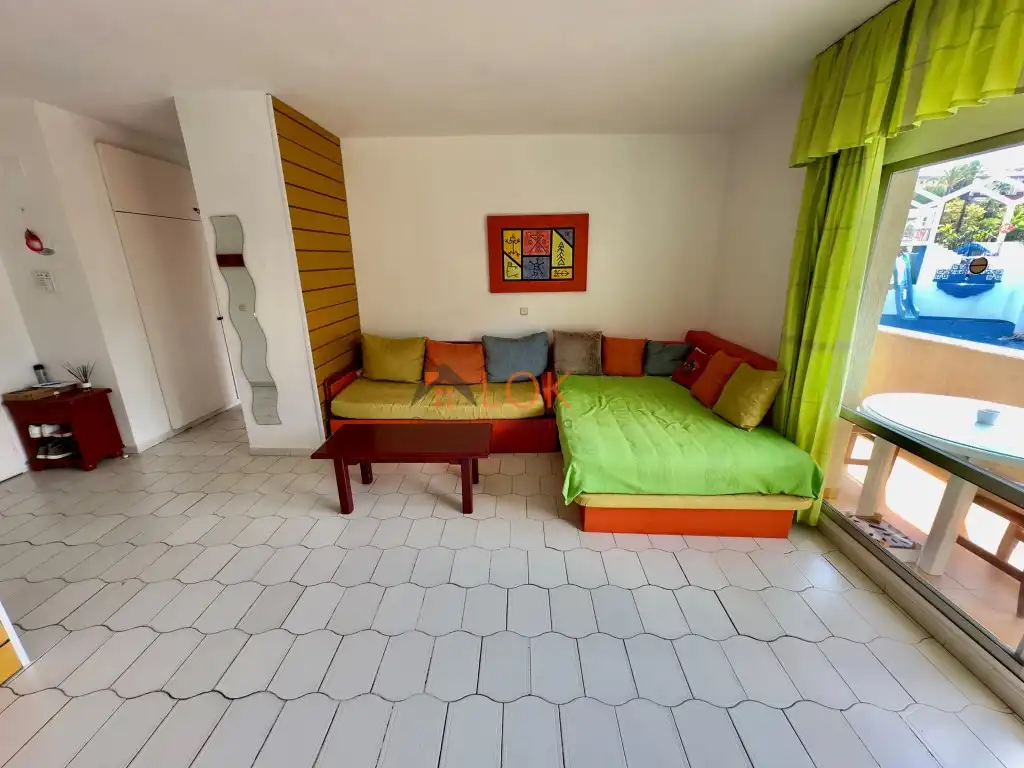 Bedroom of Flat for sale in Benalmádena