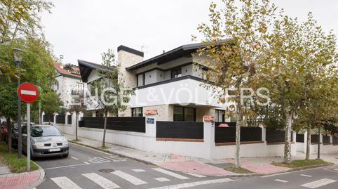 Foto 4 de Casa adosada de lloguer a Leioa Etorbidea, Neguri, Bizkaia
