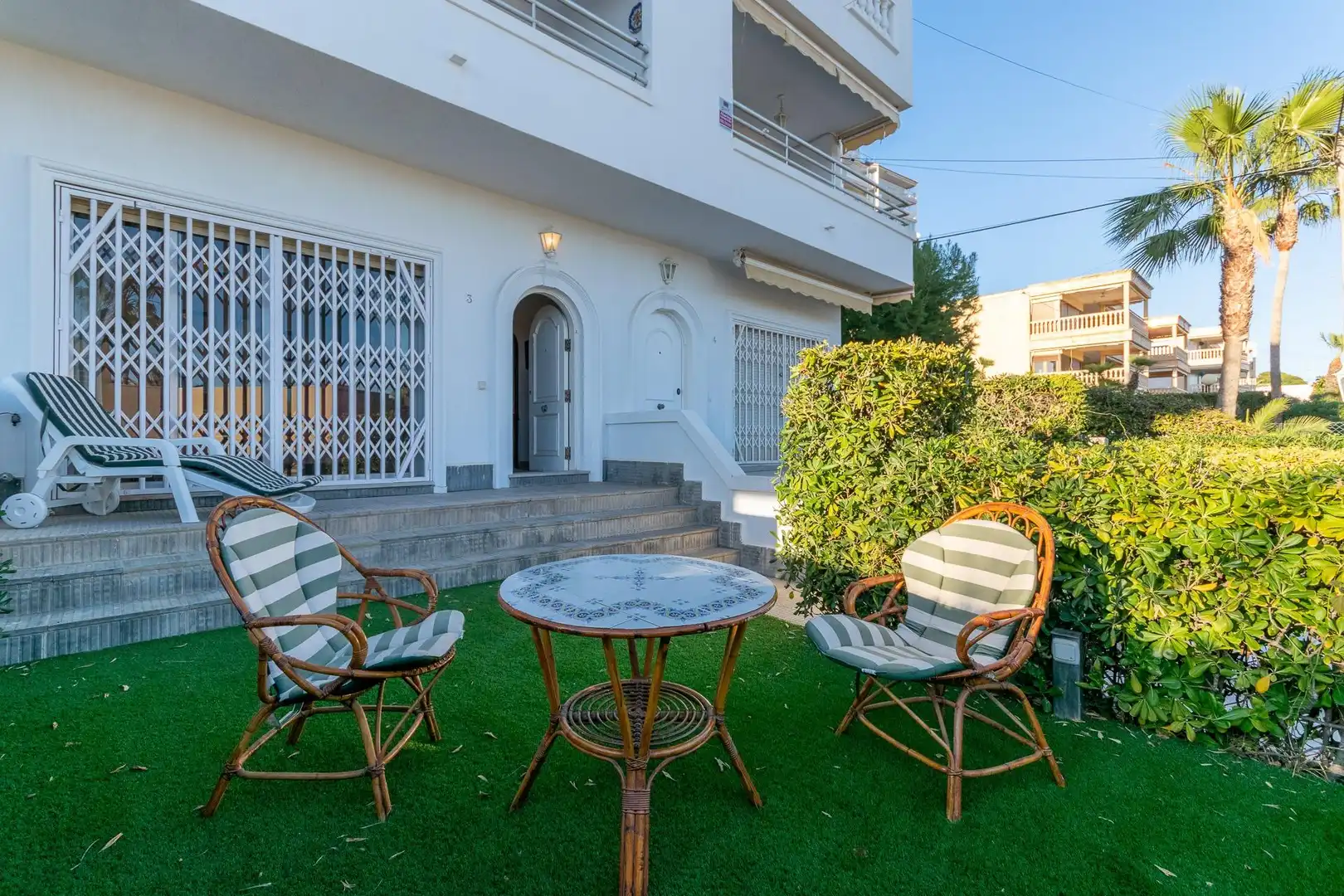 Vista exterior de Casa adosada en venta en Santa Pola con Jardín privado y Terraza