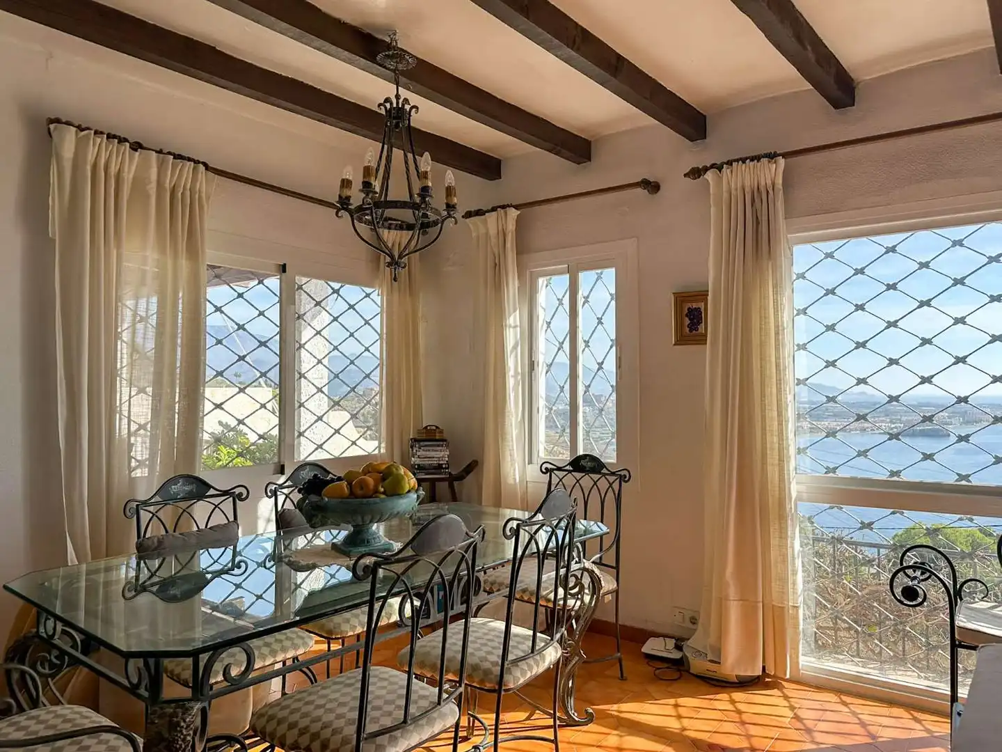 Casa con piscina en venta en N/A