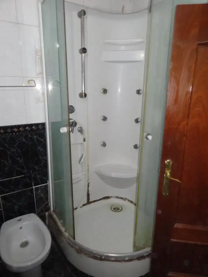 Badezimmer von Wohnung zum Verkauf in Sabadell mit Terrasse