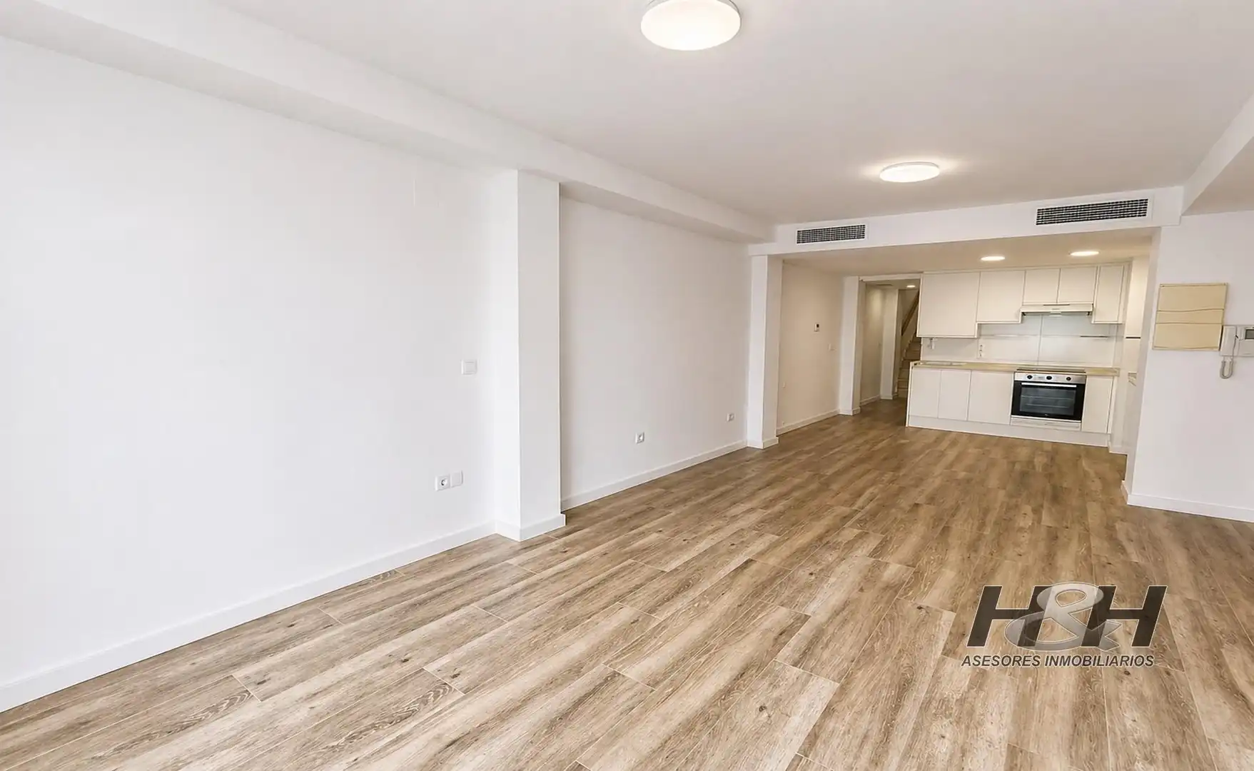 Dúplex amb ascensor en venda a Zona Concordia