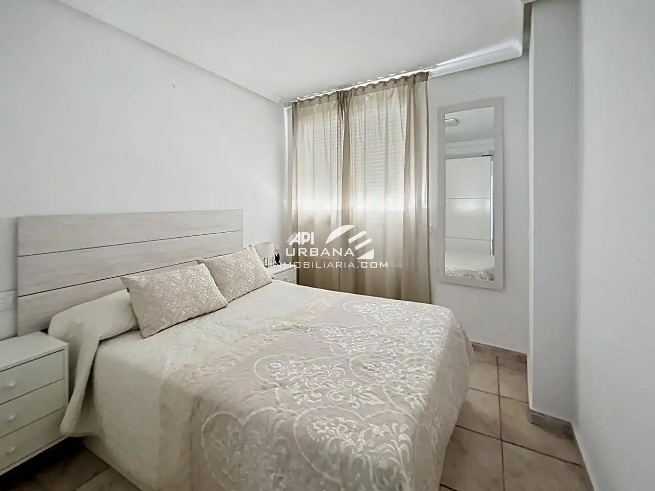 Habitación de Piso en venta en Lucena con Trastero y Amueblado