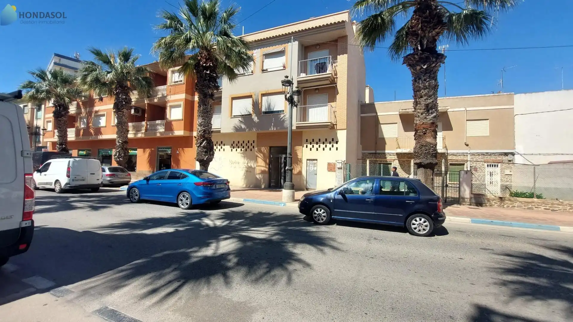 Business premises for sale in Avenida Libertad 201