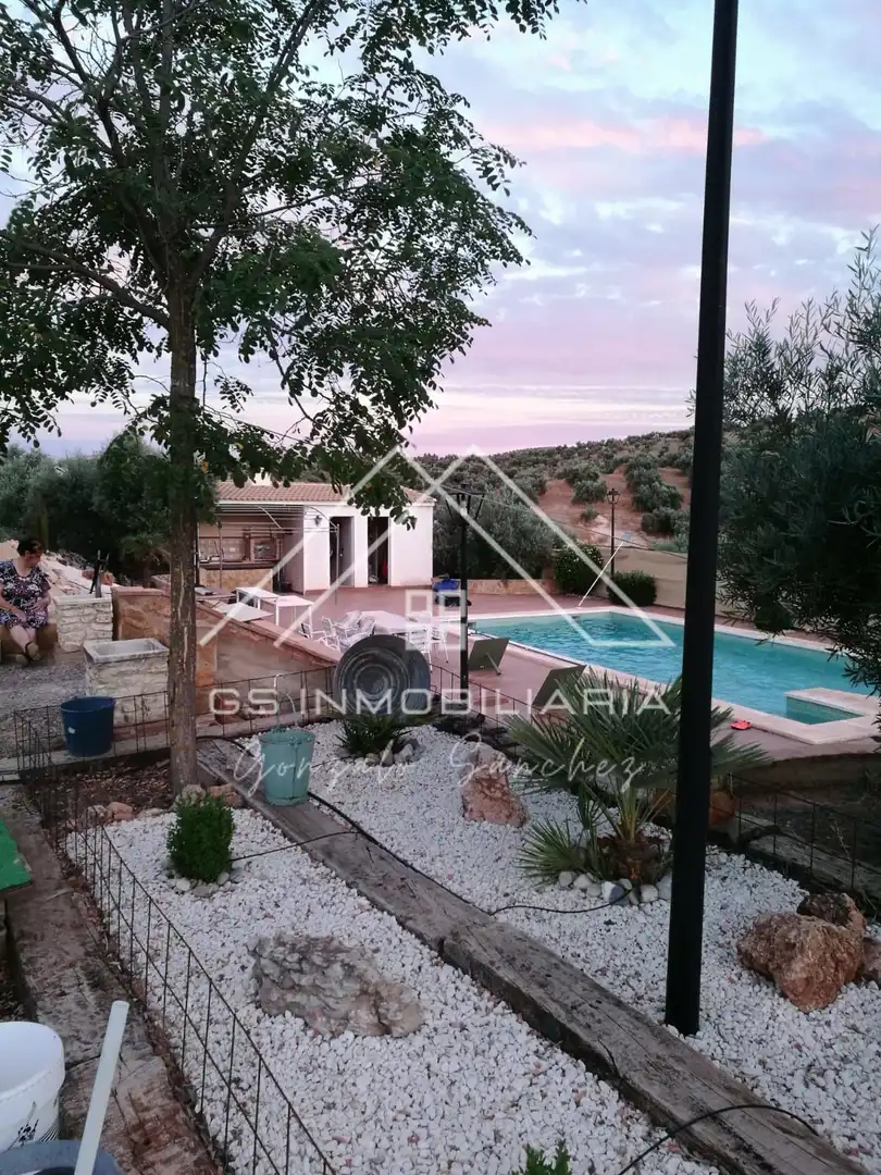 Jardí de Casa o xalet en venda en Lucena