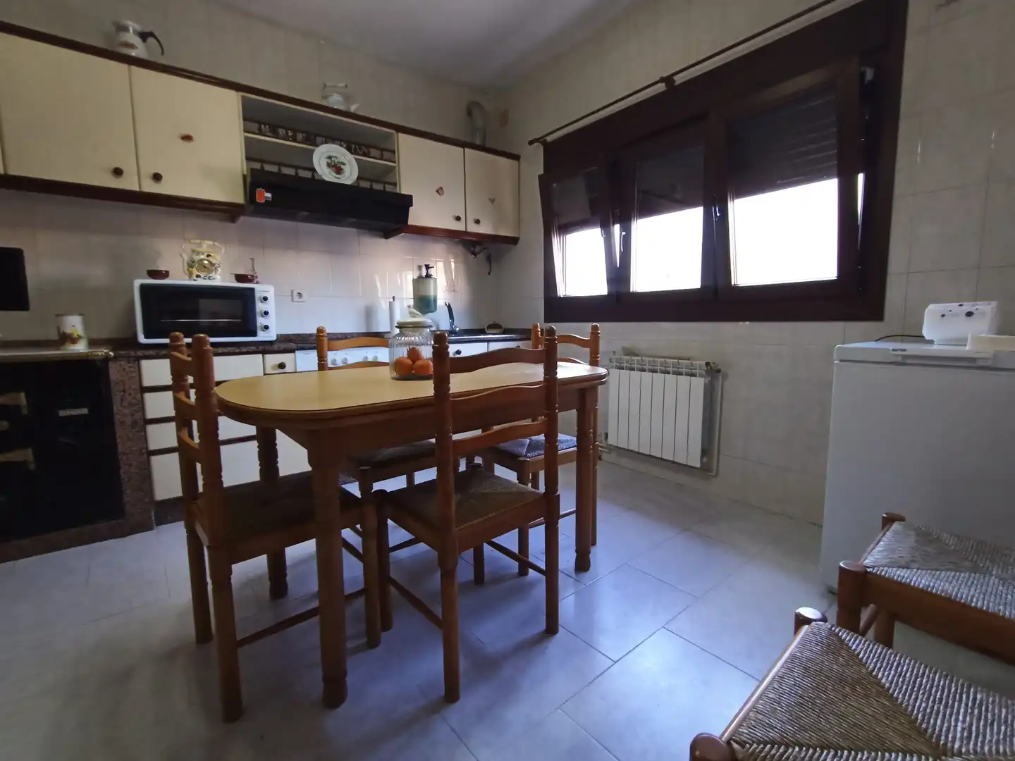 Cocina de Casa o chalet en venta en Carnota con Calefacción, Parquet y Amueblado