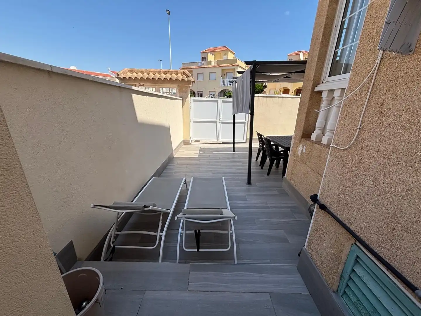 Terraza de Casa o chalet en venta en Torrevieja con Jardín privado y Piscina comunitaria