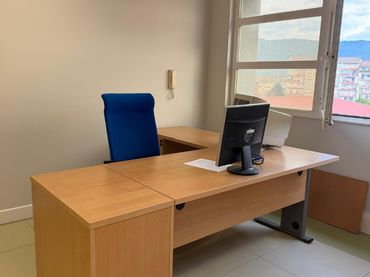 Ufficio con balcone in vendita a Auzolan Kalea 6