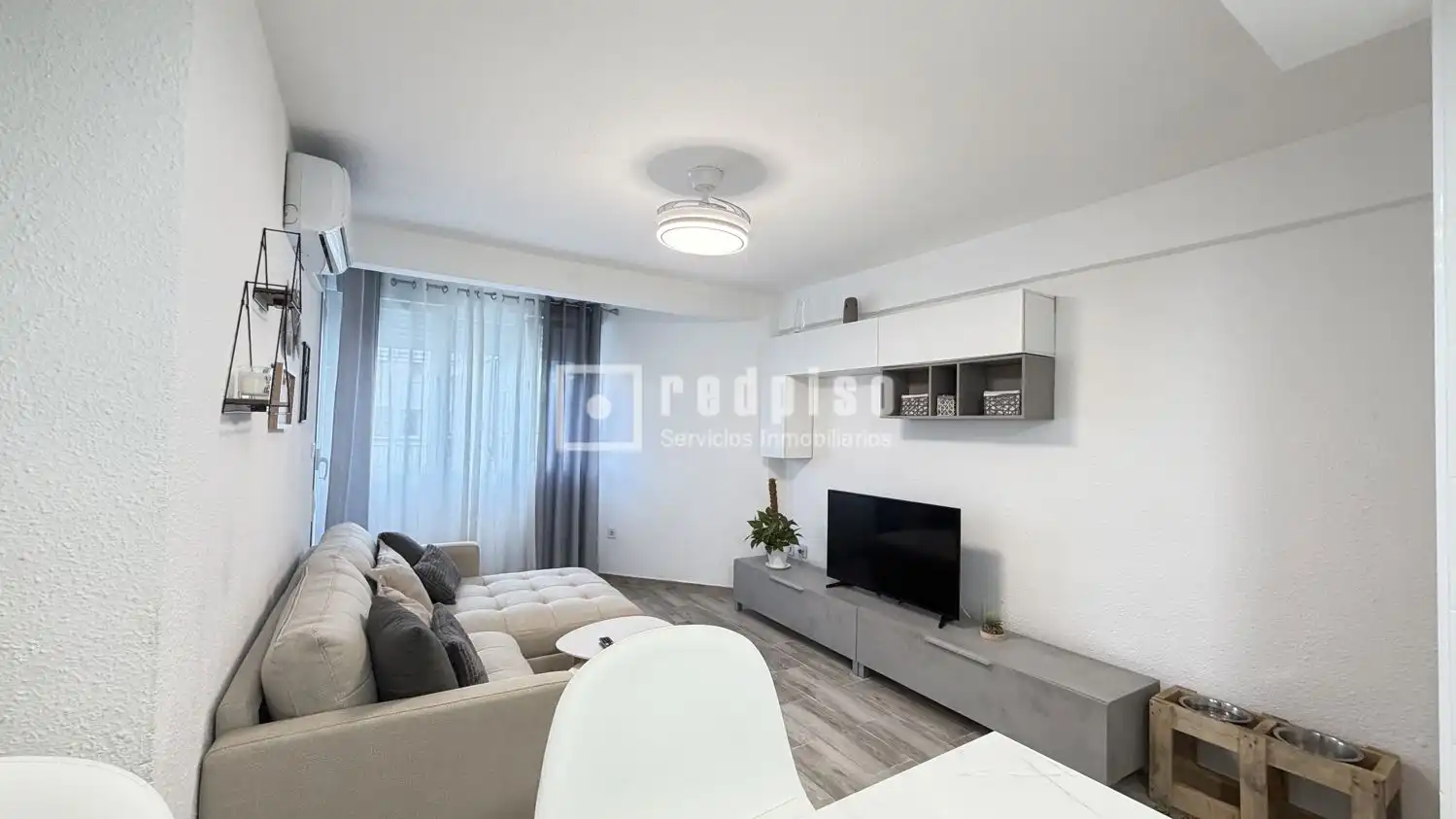 Living room of Flat for rent in Leganés  with Air Conditioner, Heating and Terrace