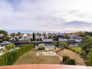 Chalet en venta en NOGUERA