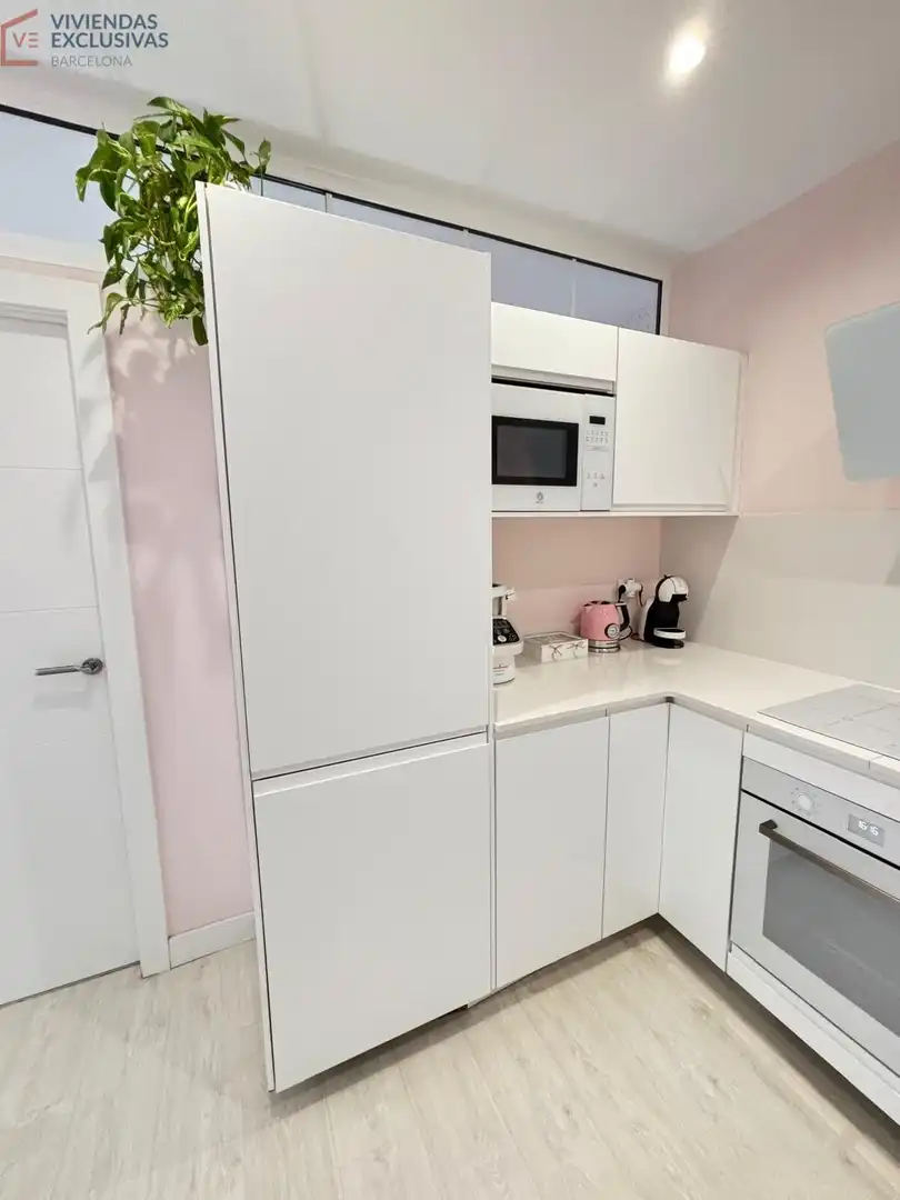 Flat with terrace for sale in Avenida de Roma, imagen 9
