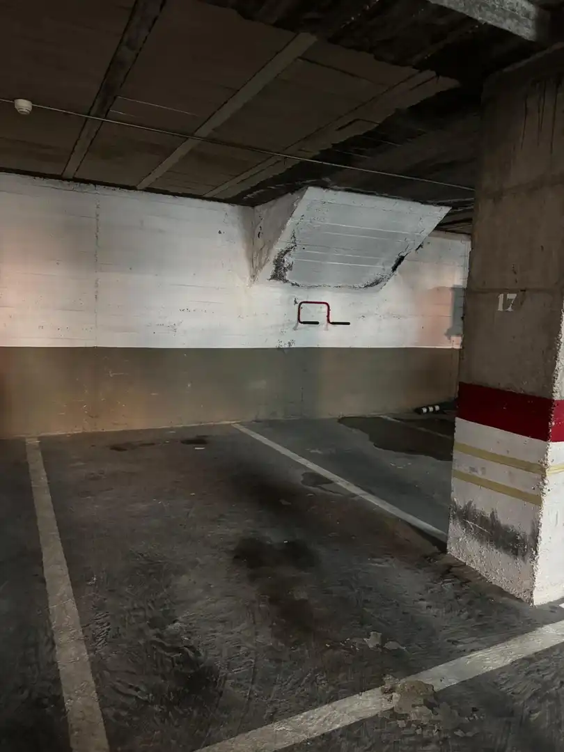 Parkplatz von Garage zur Miete in Sevilla