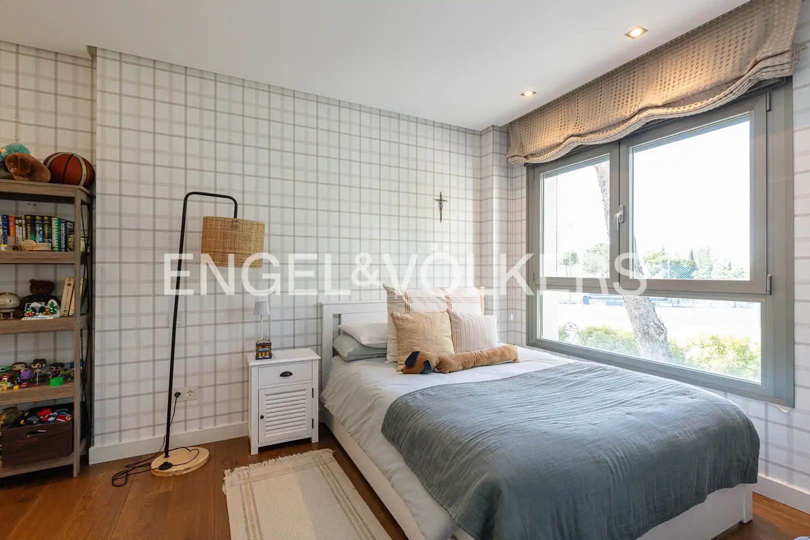 Habitación de Casa adosada de alquiler en Madrid con Aire acondicionado, Calefacción y Jardín privado